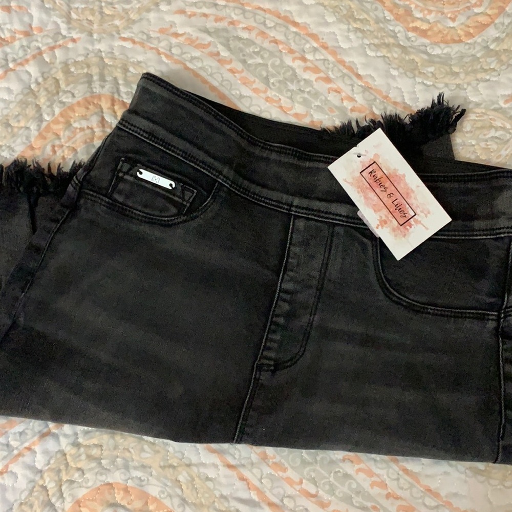 Black Skirt